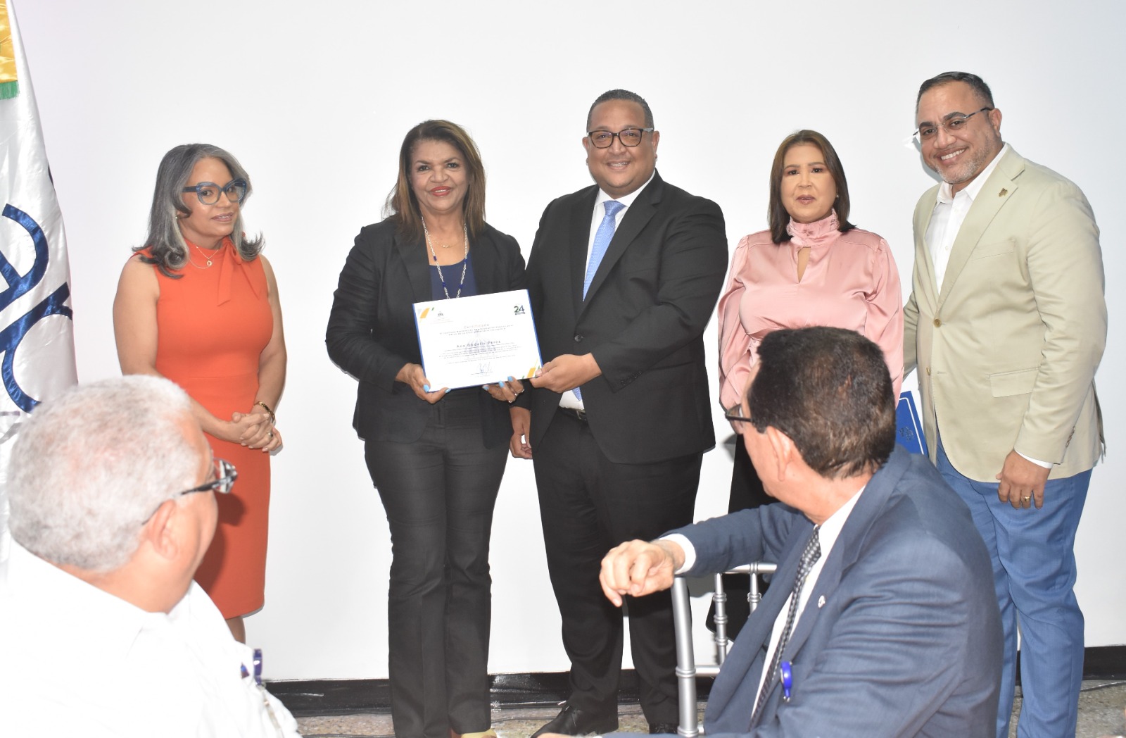 INAP entrega reconocimientos en la celebración de su 24 aniversario ...